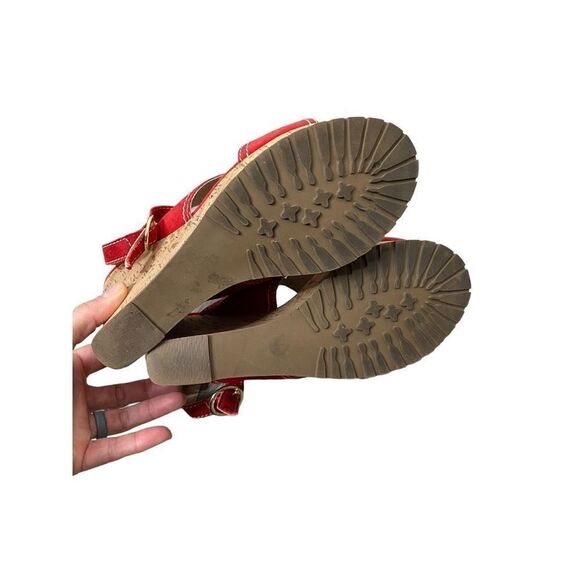 Diane Von Furstenberg DVF 'Julia' Heel in Red Suede Wedge Cork Heels 9.5 - Picture 7 of 11